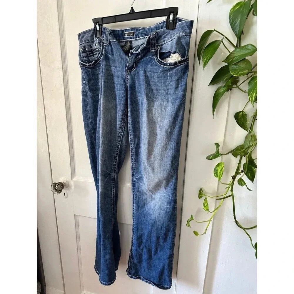 Soundgirl Women’s size 11 blue jeans